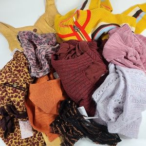 WEEKEND SPECIAL Free People Mystery Box - 5pc